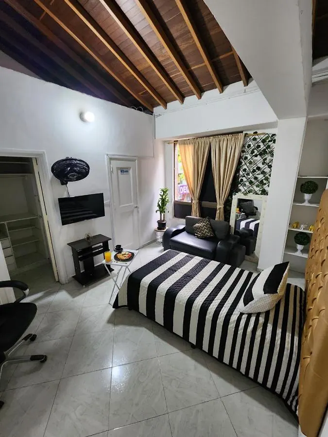 Homestay Casa Hotel La Oculta Medellin Colombia